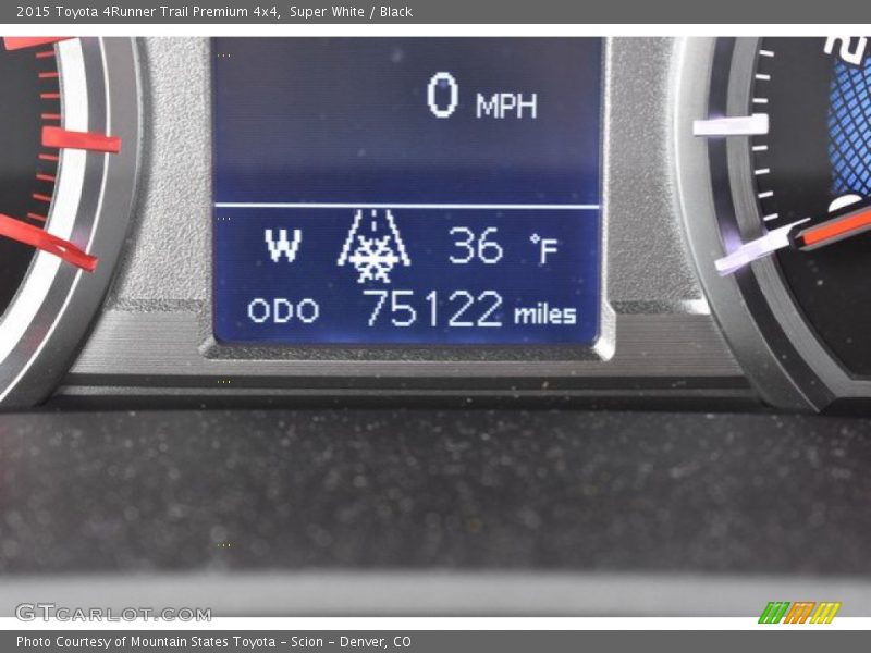 Super White / Black 2015 Toyota 4Runner Trail Premium 4x4