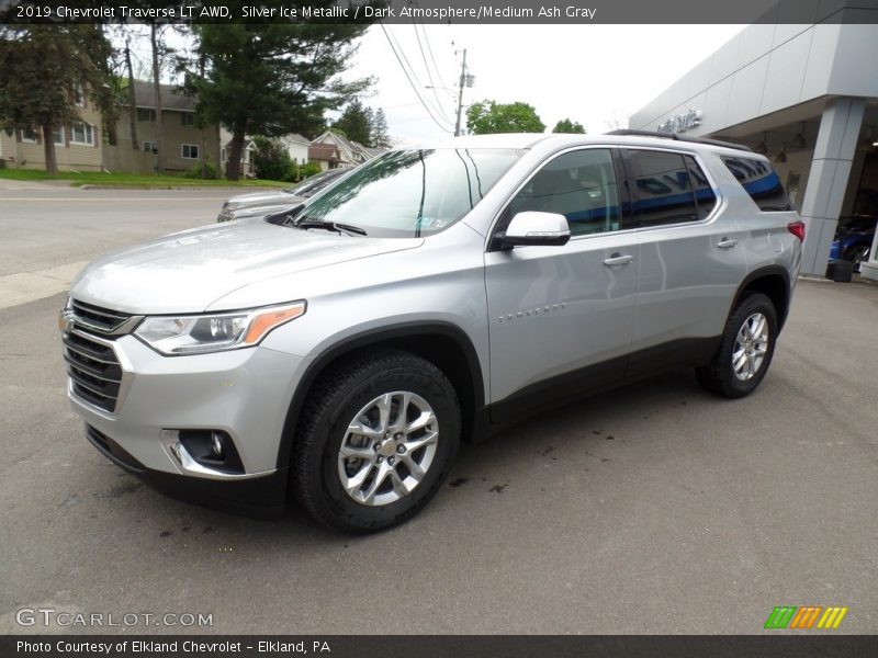 Silver Ice Metallic / Dark Atmosphere/Medium Ash Gray 2019 Chevrolet Traverse LT AWD