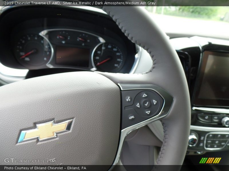 Silver Ice Metallic / Dark Atmosphere/Medium Ash Gray 2019 Chevrolet Traverse LT AWD