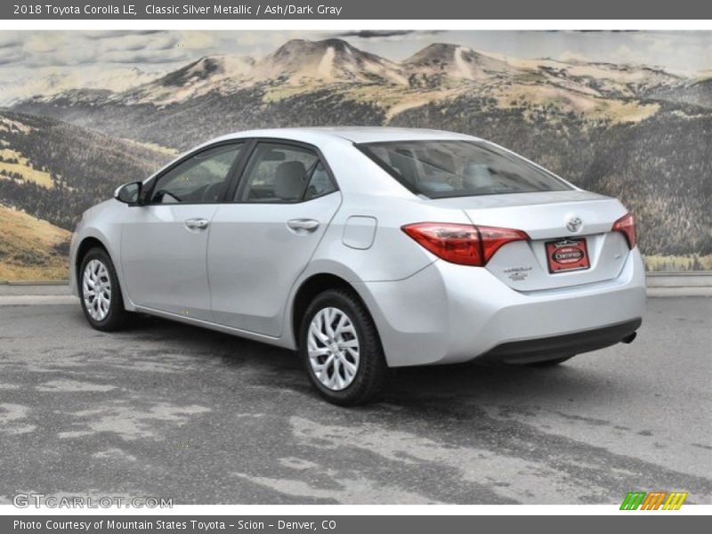 Classic Silver Metallic / Ash/Dark Gray 2018 Toyota Corolla LE