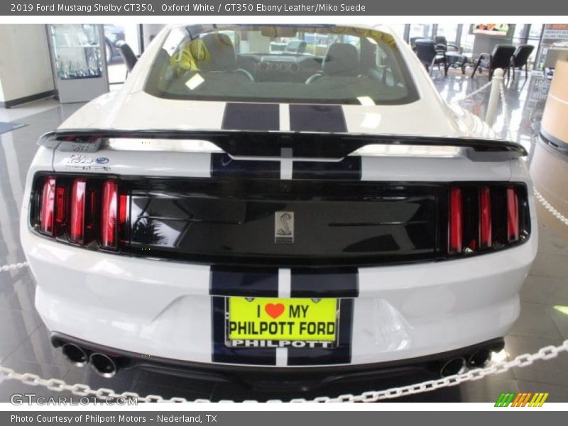 Oxford White / GT350 Ebony Leather/Miko Suede 2019 Ford Mustang Shelby GT350