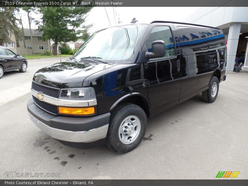 Front 3/4 View of 2019 Express 3500 Cargo WT