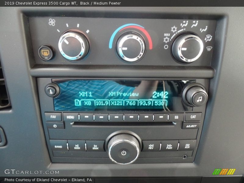 Controls of 2019 Express 3500 Cargo WT