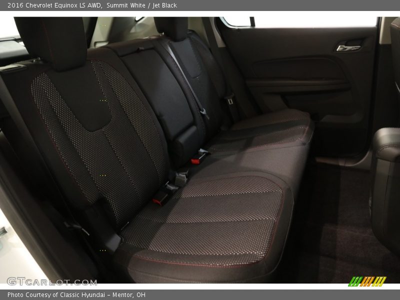 Summit White / Jet Black 2016 Chevrolet Equinox LS AWD