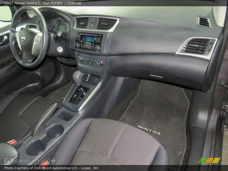 Gun Metallic / Charcoal 2017 Nissan Sentra S