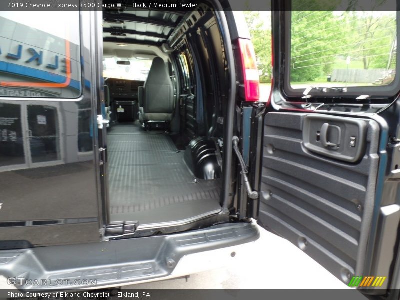  2019 Express 3500 Cargo WT Trunk