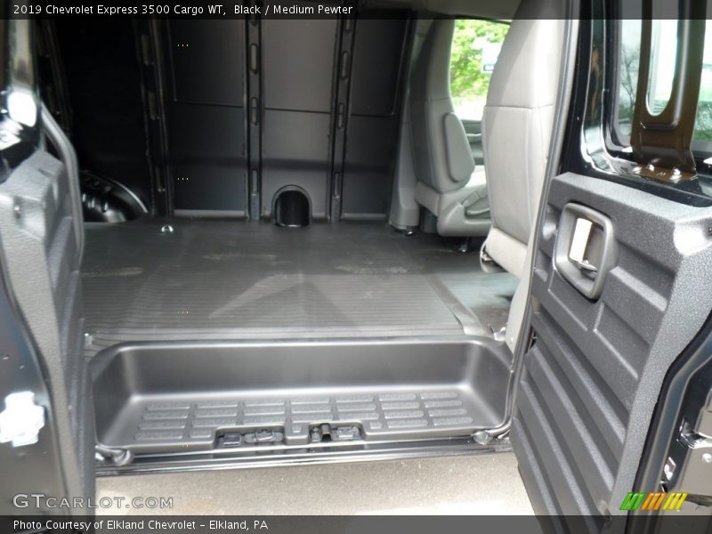 Black / Medium Pewter 2019 Chevrolet Express 3500 Cargo WT