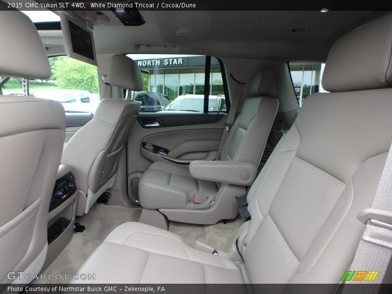 White Diamond Tricoat / Cocoa/Dune 2015 GMC Yukon SLT 4WD