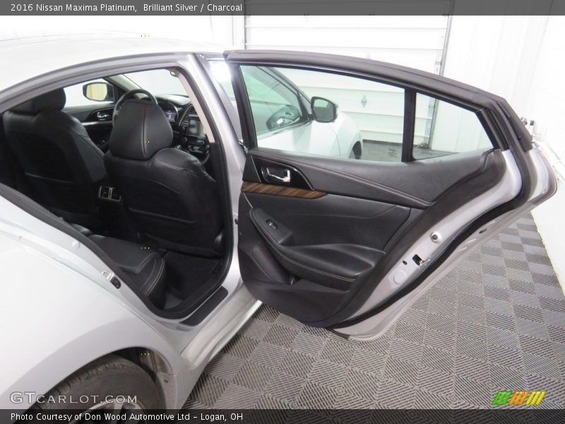 Brilliant Silver / Charcoal 2016 Nissan Maxima Platinum