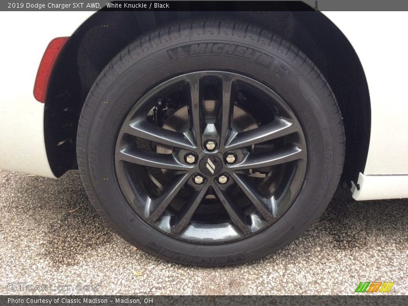White Knuckle / Black 2019 Dodge Charger SXT AWD
