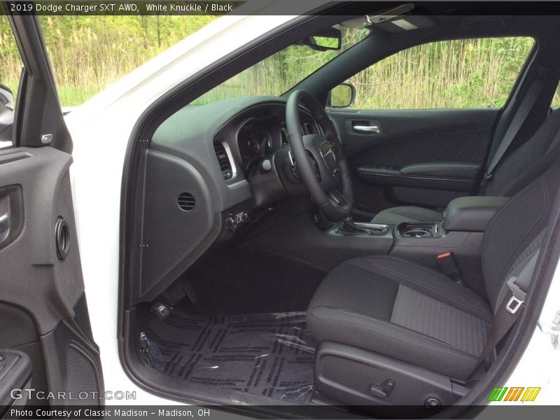 White Knuckle / Black 2019 Dodge Charger SXT AWD