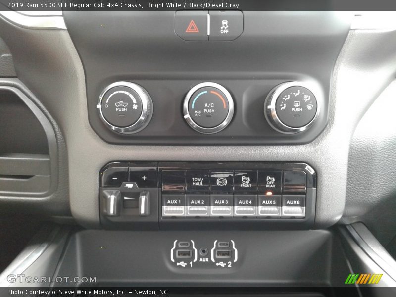 Bright White / Black/Diesel Gray 2019 Ram 5500 SLT Regular Cab 4x4 Chassis