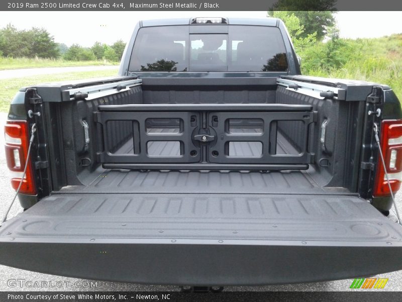  2019 2500 Limited Crew Cab 4x4 Trunk