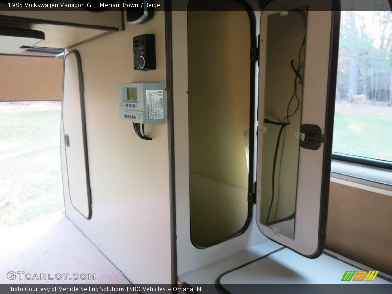Merian Brown / Beige 1985 Volkswagen Vanagon GL