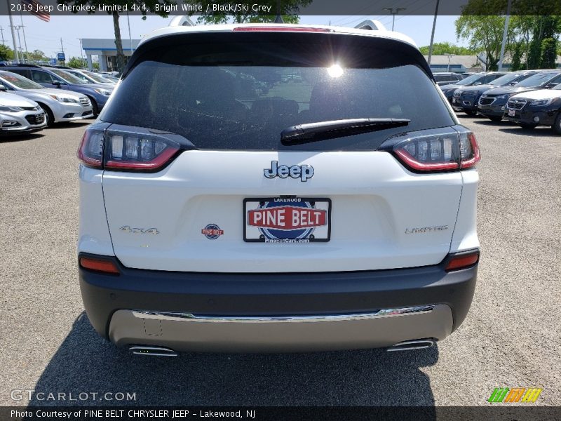 Bright White / Black/Ski Grey 2019 Jeep Cherokee Limited 4x4