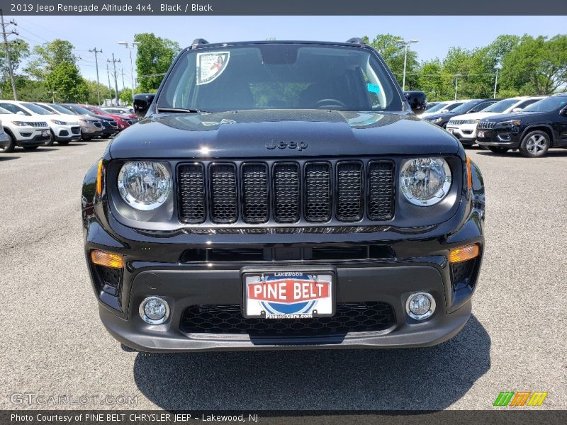 Black / Black 2019 Jeep Renegade Altitude 4x4