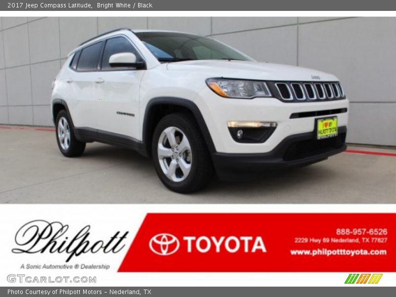 Bright White / Black 2017 Jeep Compass Latitude
