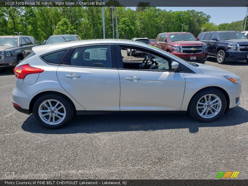 Ingot Silver / Charcoal Black 2018 Ford Focus SE Hatch