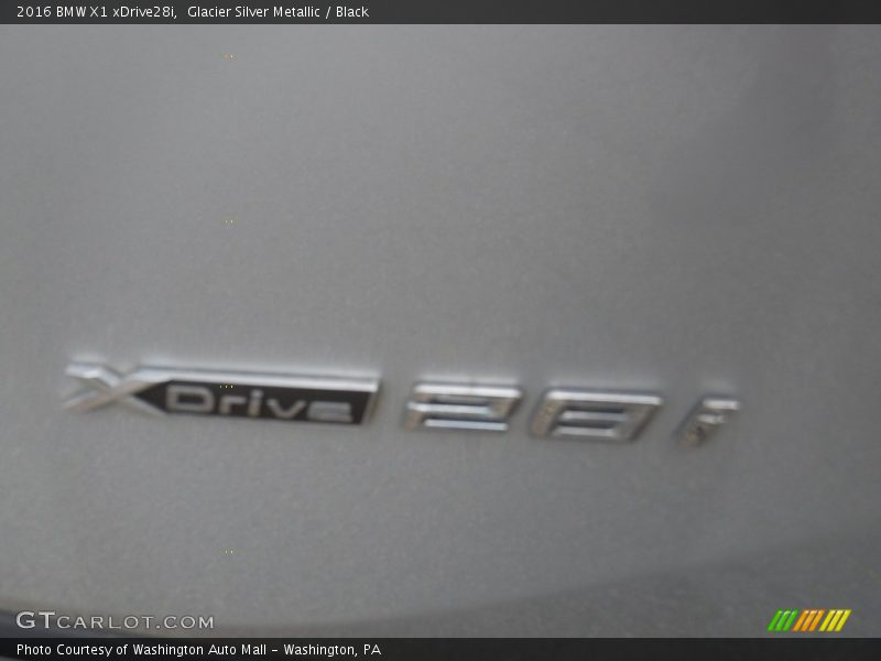 Glacier Silver Metallic / Black 2016 BMW X1 xDrive28i