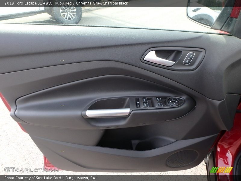 Ruby Red / Chromite Gray/Charcoal Black 2019 Ford Escape SE 4WD