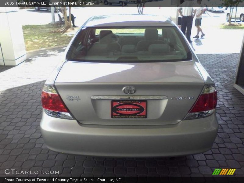 Lunar Mist Metallic / Gray 2005 Toyota Camry LE
