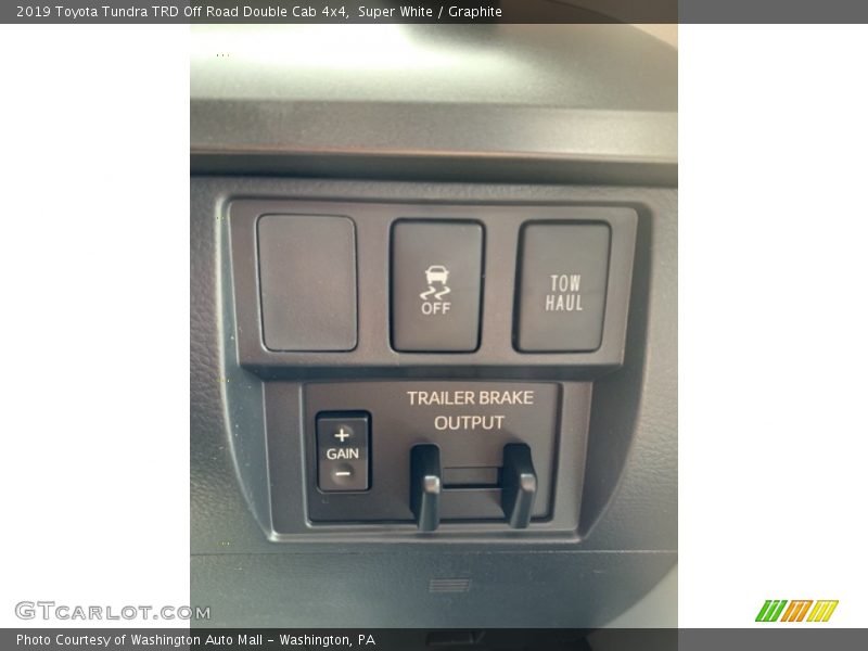 Super White / Graphite 2019 Toyota Tundra TRD Off Road Double Cab 4x4