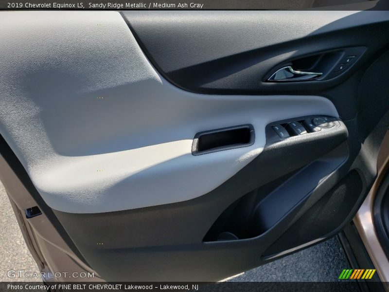 Sandy Ridge Metallic / Medium Ash Gray 2019 Chevrolet Equinox LS