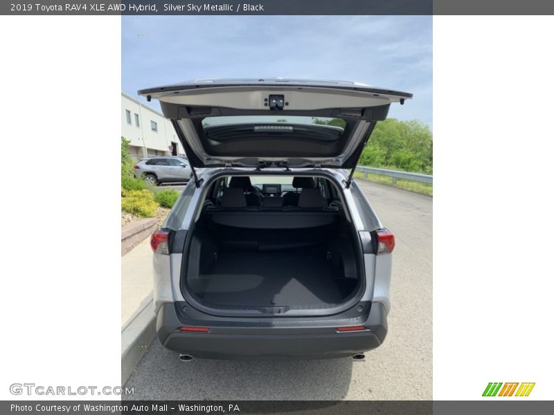 Silver Sky Metallic / Black 2019 Toyota RAV4 XLE AWD Hybrid