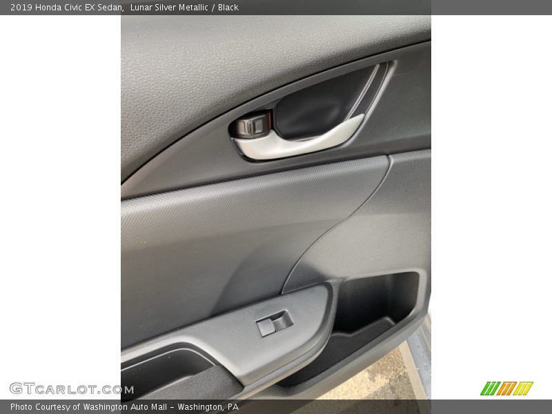 Lunar Silver Metallic / Black 2019 Honda Civic EX Sedan