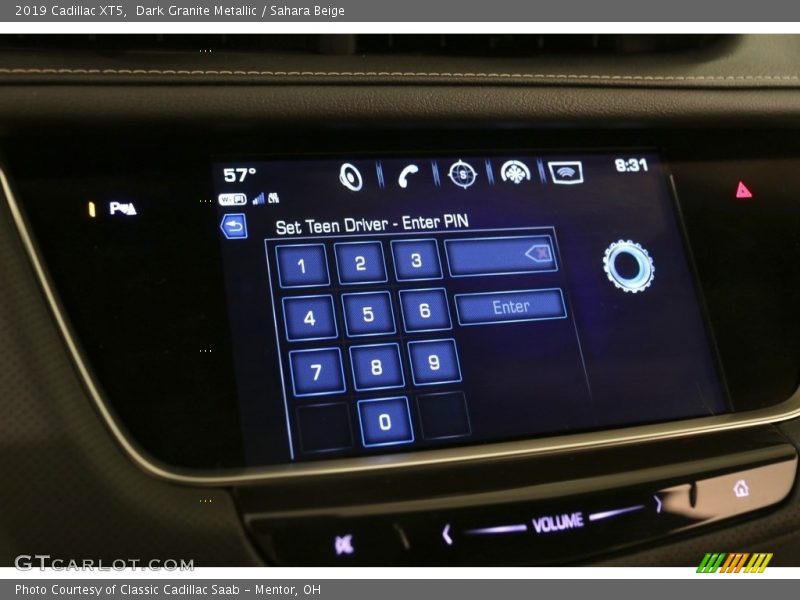 Dark Granite Metallic / Sahara Beige 2019 Cadillac XT5