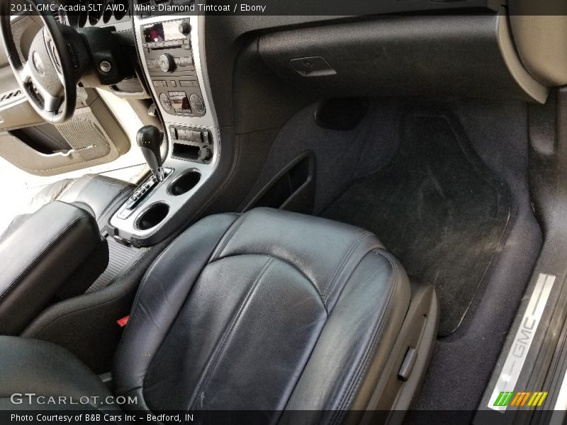 White Diamond Tintcoat / Ebony 2011 GMC Acadia SLT AWD