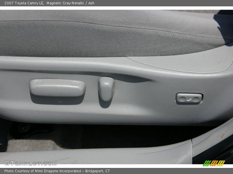 Magnetic Gray Metallic / Ash 2007 Toyota Camry LE