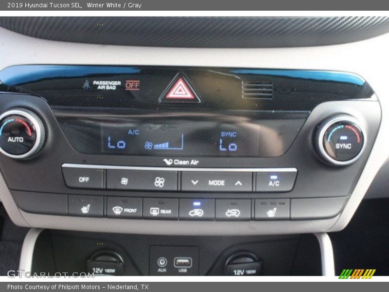 Winter White / Gray 2019 Hyundai Tucson SEL