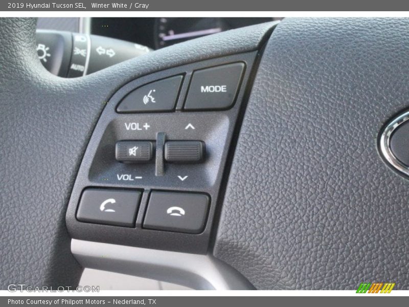 Winter White / Gray 2019 Hyundai Tucson SEL