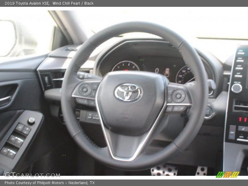 Wind Chill Pearl / Black 2019 Toyota Avalon XSE