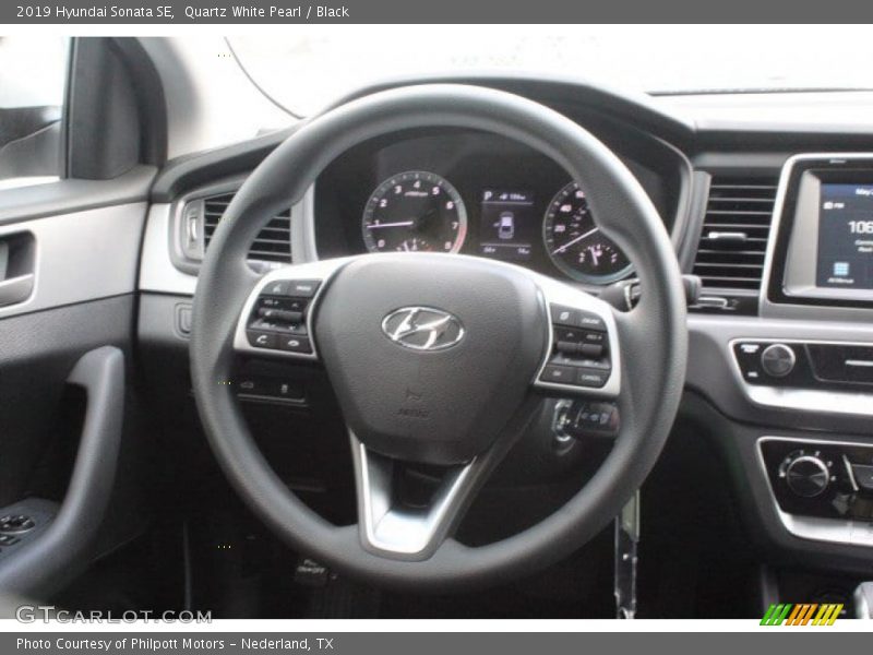 Quartz White Pearl / Black 2019 Hyundai Sonata SE