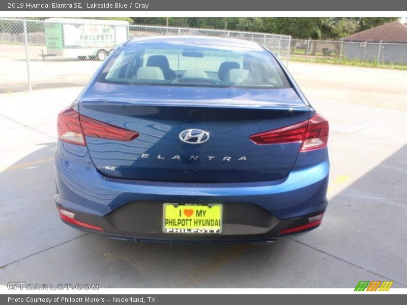 Lakeside Blue / Gray 2019 Hyundai Elantra SE