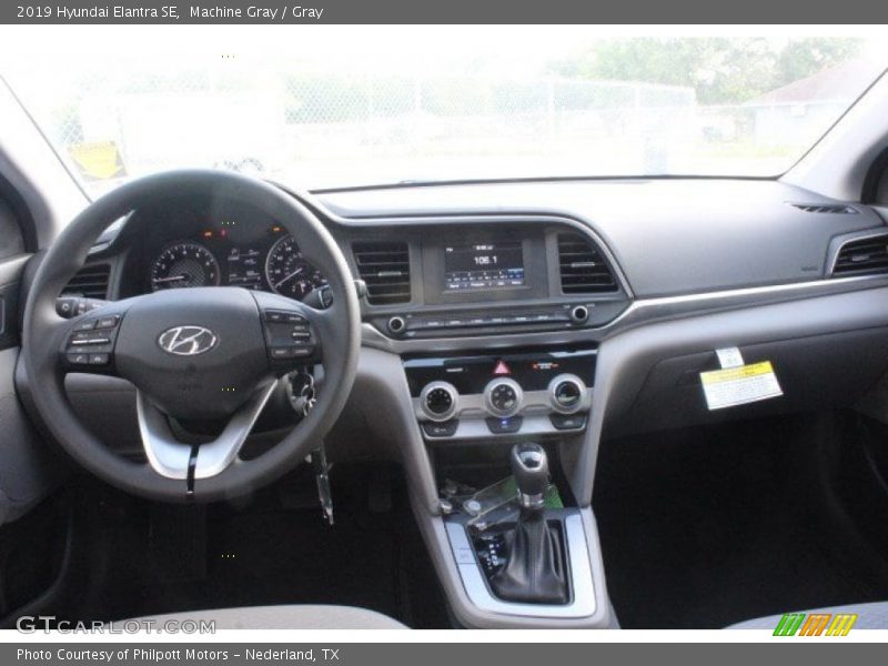 Machine Gray / Gray 2019 Hyundai Elantra SE