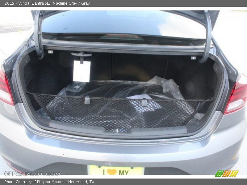 Machine Gray / Gray 2019 Hyundai Elantra SE