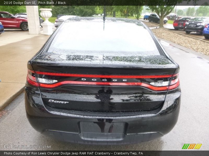 Pitch Black / Black 2016 Dodge Dart SE
