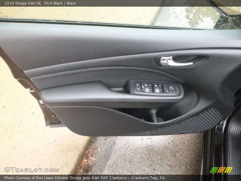 Pitch Black / Black 2016 Dodge Dart SE