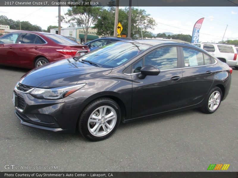 Graphite Metallic / Jet Black 2017 Chevrolet Cruze LT