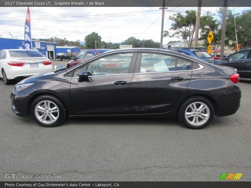 Graphite Metallic / Jet Black 2017 Chevrolet Cruze LT