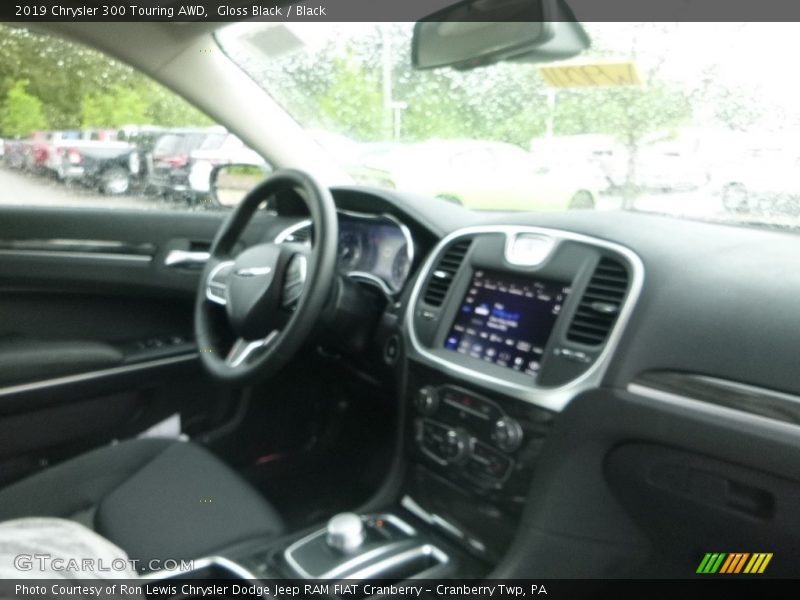 Gloss Black / Black 2019 Chrysler 300 Touring AWD