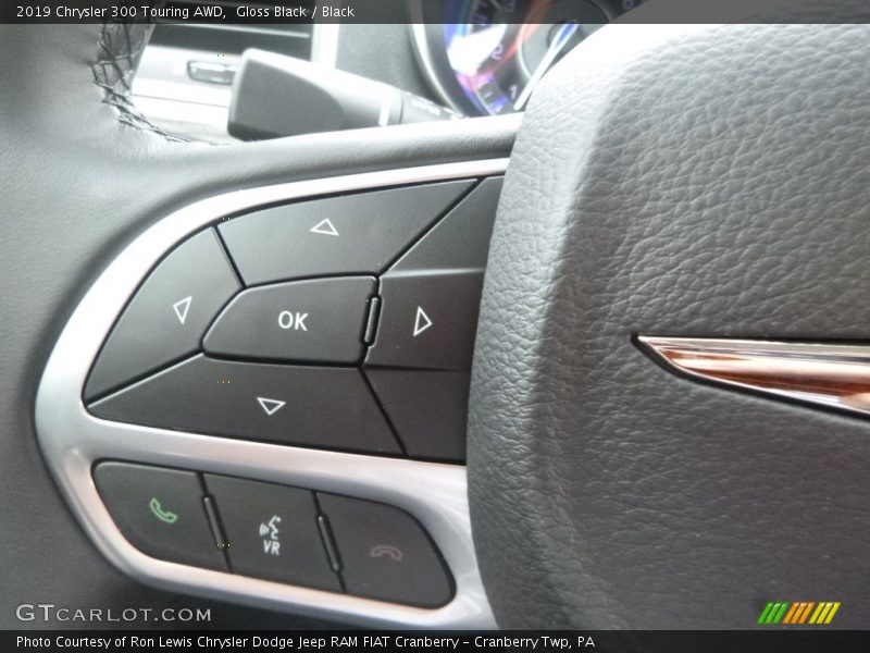  2019 300 Touring AWD Steering Wheel