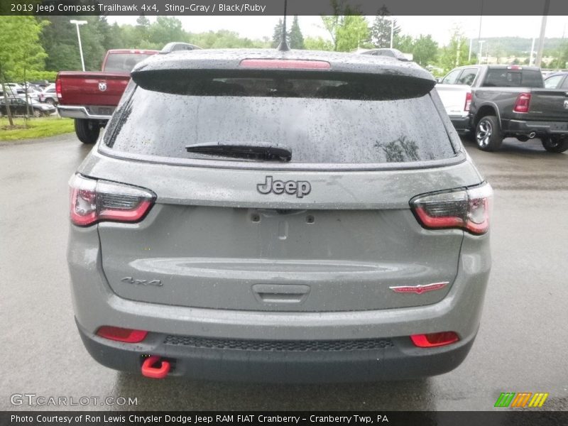 Sting-Gray / Black/Ruby 2019 Jeep Compass Trailhawk 4x4