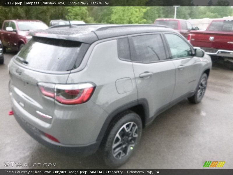 Sting-Gray / Black/Ruby 2019 Jeep Compass Trailhawk 4x4