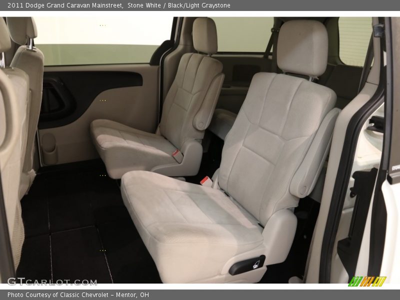 Stone White / Black/Light Graystone 2011 Dodge Grand Caravan Mainstreet