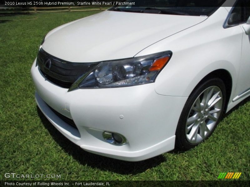 Starfire White Pearl / Parchment 2010 Lexus HS 250h Hybrid Premium
