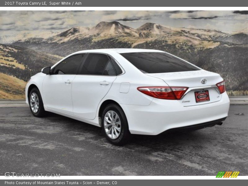 Super White / Ash 2017 Toyota Camry LE